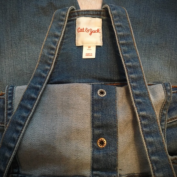 Girls Soft Denim Overalls- Cat & Jack - Picture 4 of 4